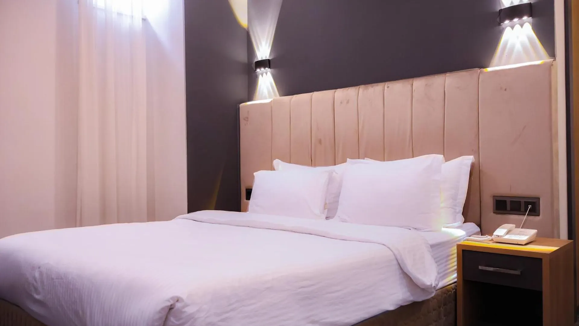 Home Plus Hotel Κωνσταντινούπολη