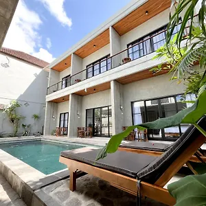 Adi Surya Affittacamere Seminyak