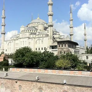Konukevi Arasta