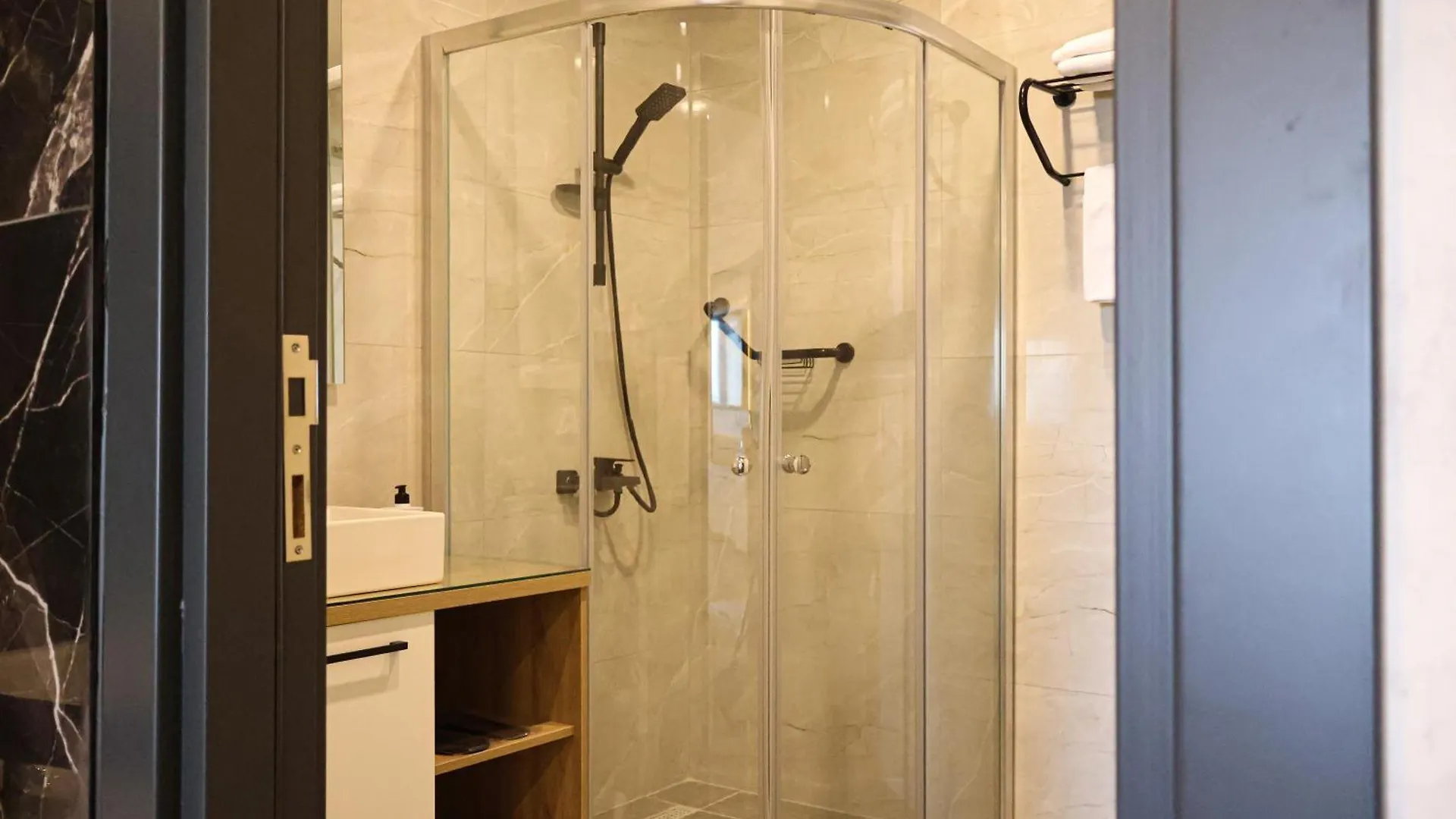 Home Plus Hotel İstanbul