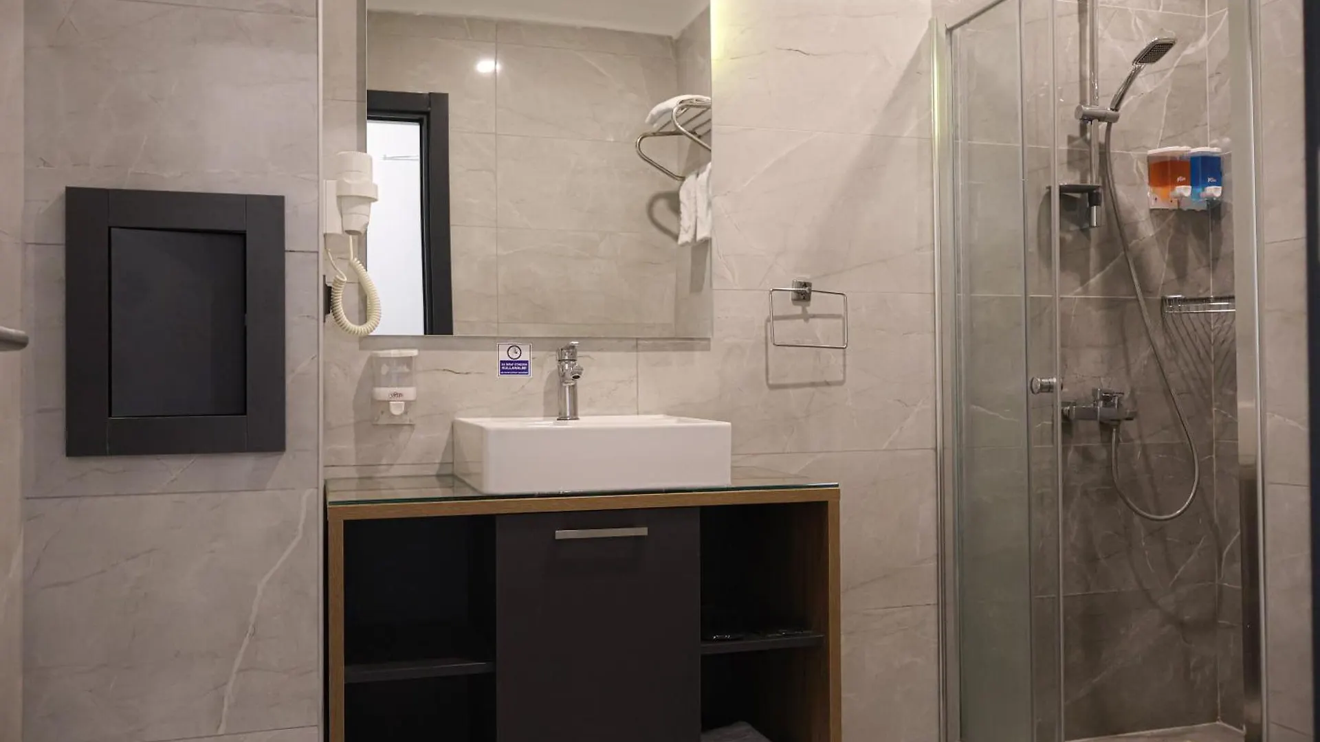 ***  Home Plus Hotel İstanbul Türkiye